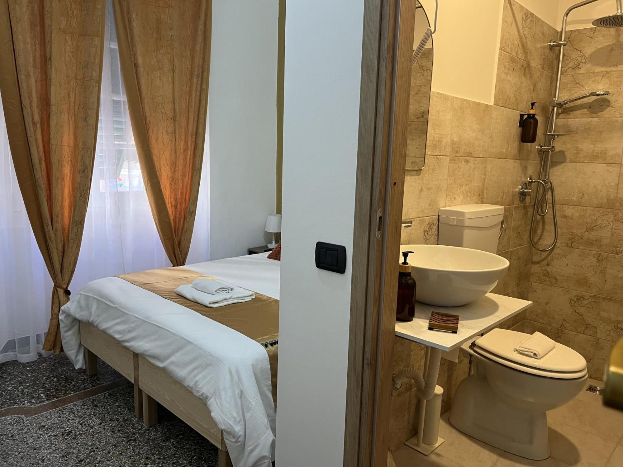Genova Gold Rooms エクステリア 写真