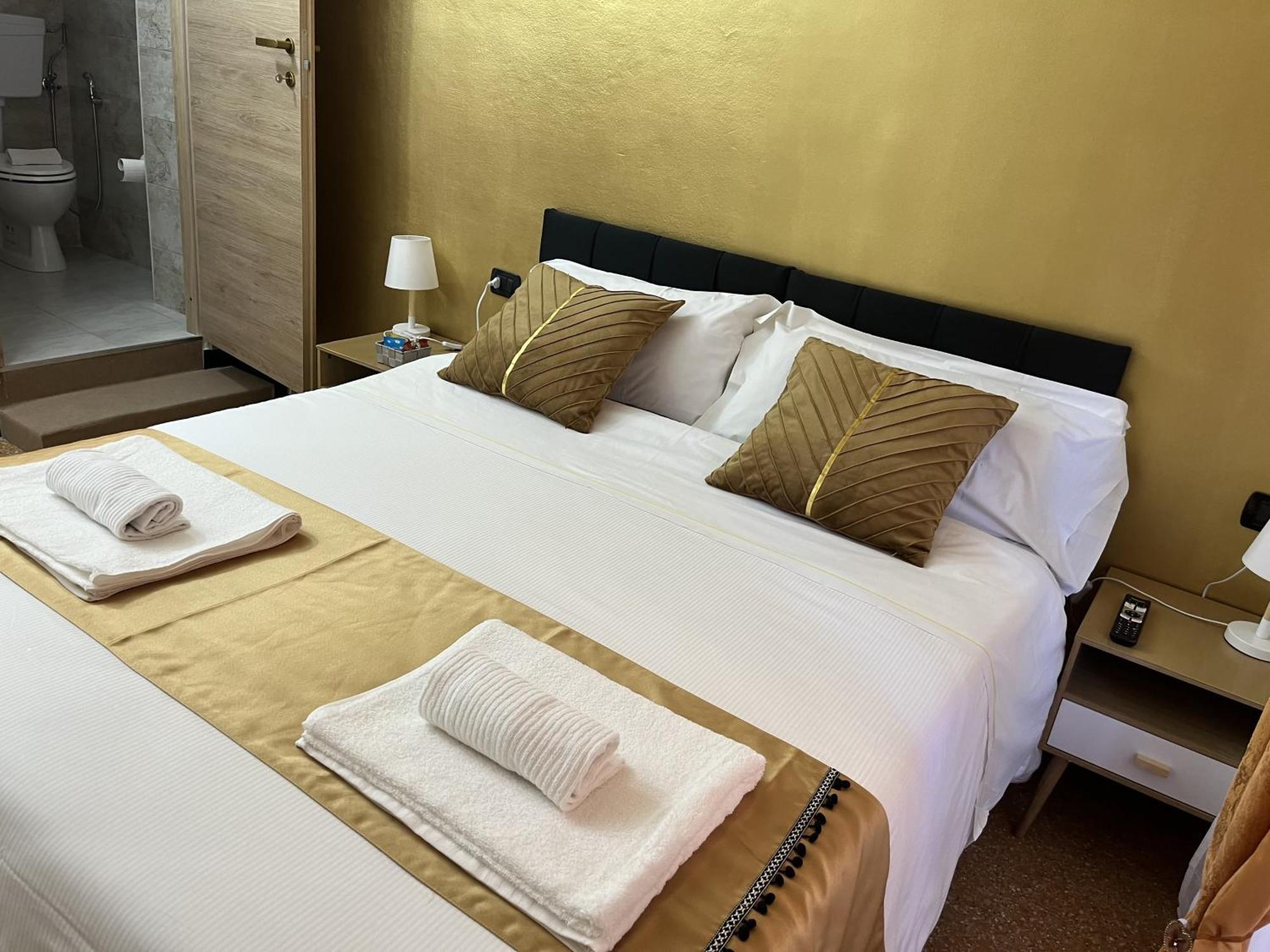 Genova Gold Rooms エクステリア 写真